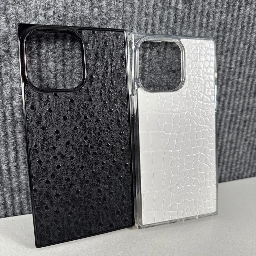 Flaunt Square iPhone 16 Pro + Case Set Black Ostrich‎ White Croc Texture  WPF14Q